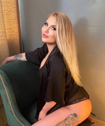 Я опытная индивидуалка, знаю, как доставить тебе незабываемое удовольствие. В Москве я дарю тебе волшебные моменты, наполненные любовью, нежностью и страстью. Мои услуги разнообразны и подстраиваются под твои желания. Готов поэкспериментировать и осуществить твои горячие фантазии. У меня есть много положительных отзывов и фото, чтобы ты убедился в моей красоте и привлекательности. Доверься мне, и я сделаю все, чтобы ты остался доволен и счастлив. Возбуждающая встреча ждет тебя, приезжай, и мы погрузимся в мир наслаждения вместе. 😘🌹 3692, 30 лет